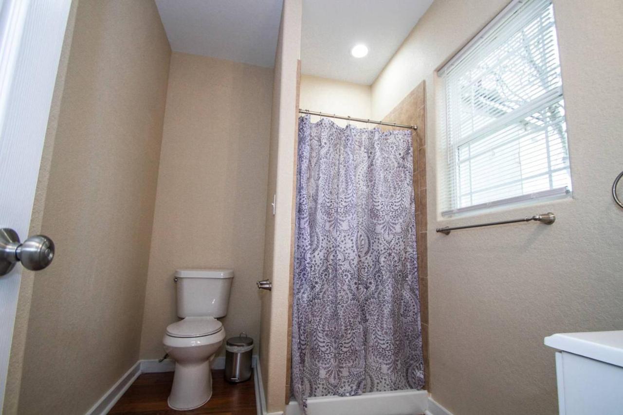 Апартаменти Hackberry St #A Renovated 2Br/2Ba Near Downtown Сан-Антоніо Екстер'єр фото